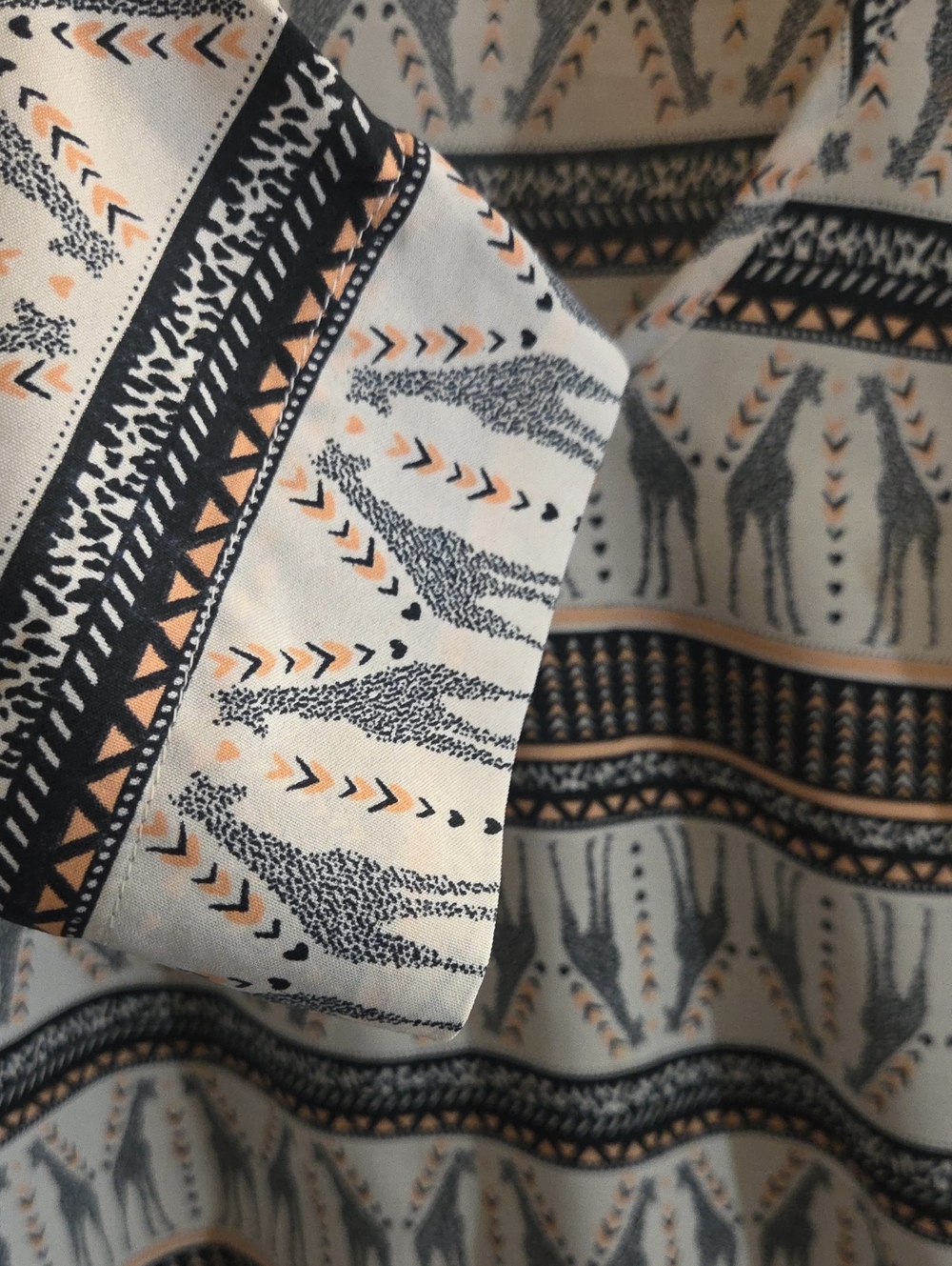Pattern blouse by Twik from Simons - Picture 8 of 8